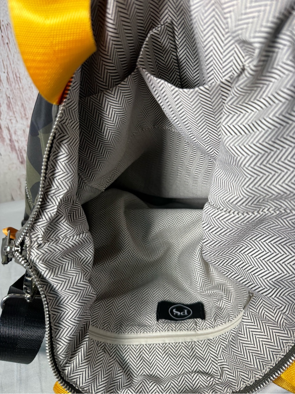 The Pretty Simple 3 Sisters Collection Nelly Nylon Camo Crossbody Tote Bag Purse - Picture 11 of 13